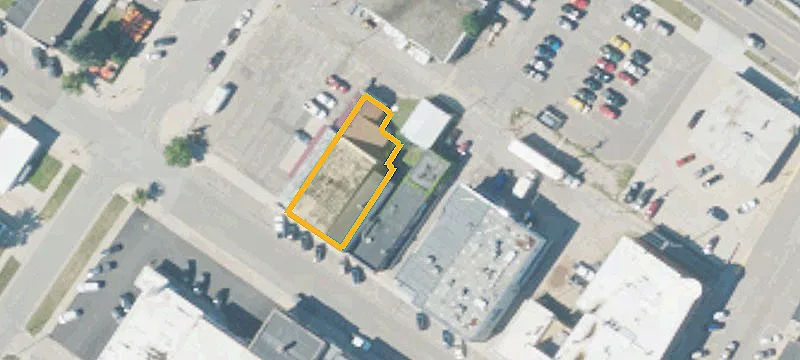 118 Superior St