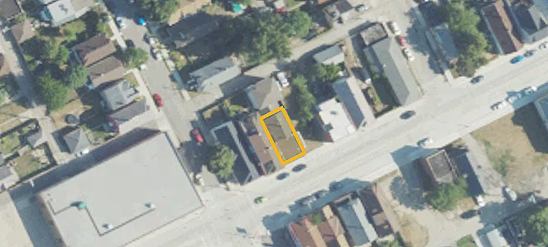 2215 Caniff St