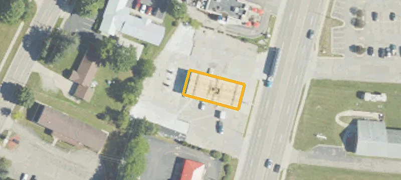 910 Main St