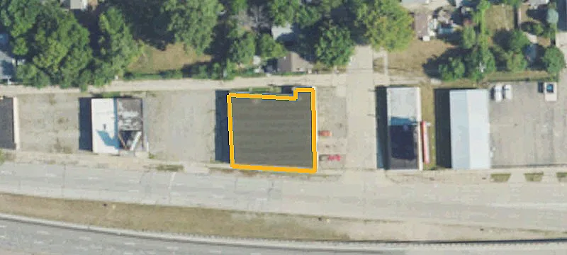 637 8th Mile Rd