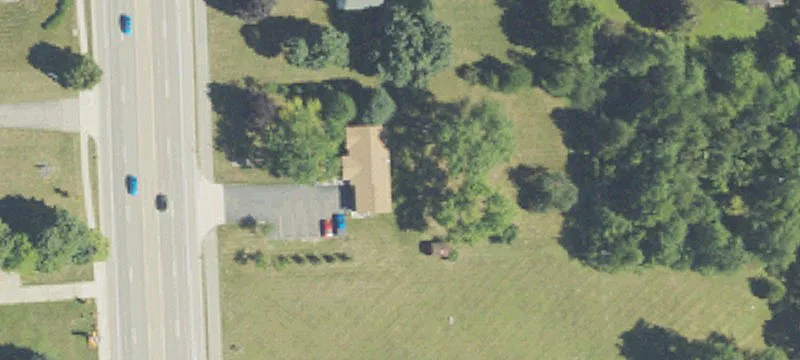1135 Lapeer Rd