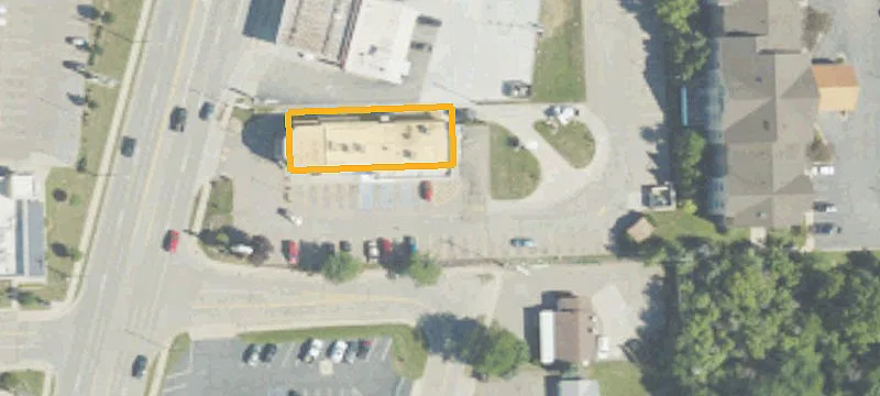 727 Main St