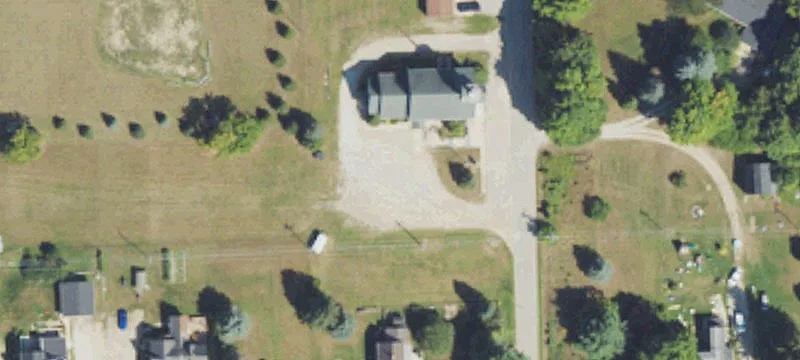 27 Elk Lk Rd