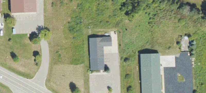 1575 Imlay City Rd