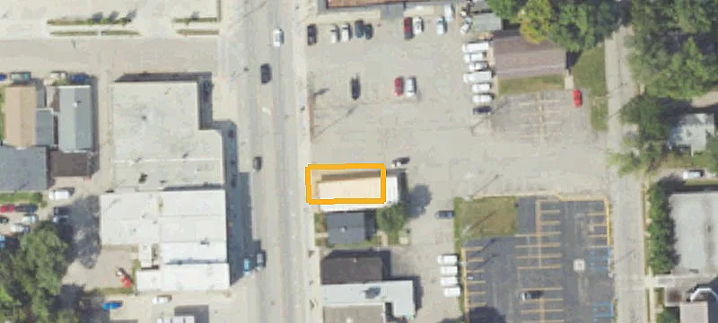136 Main St