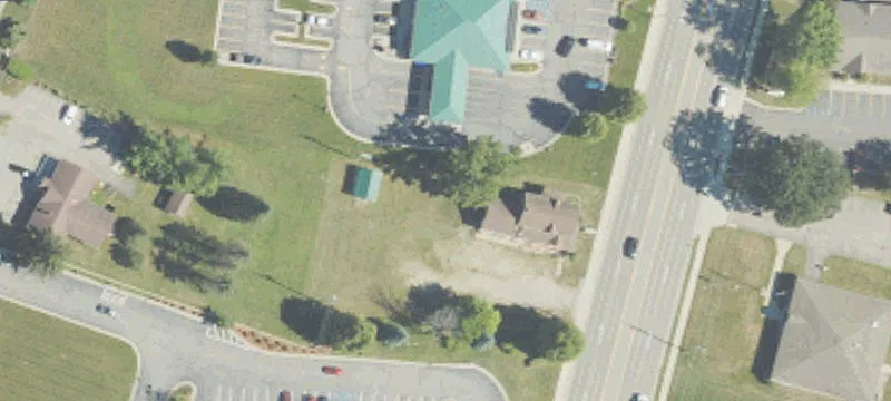 962 Main St