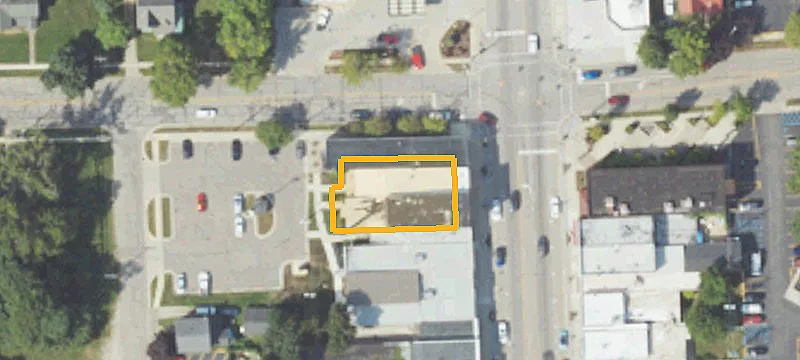 106 Main St