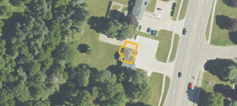 1022 Lapeer Rd