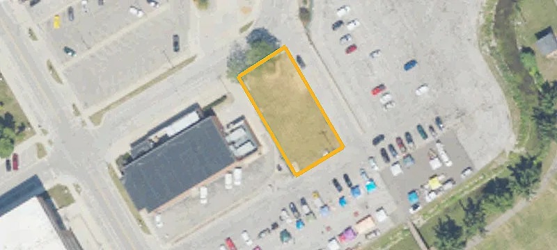 Lapeer, MI 48446