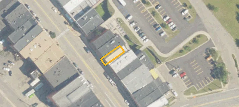 17 Main St