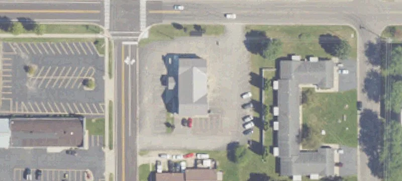 202 Woodlawn Ave