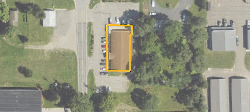 2245 M 43rd Hwy