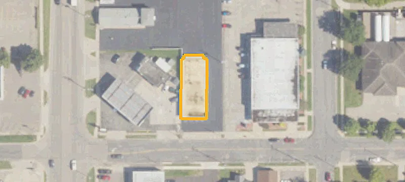 221 Ml St