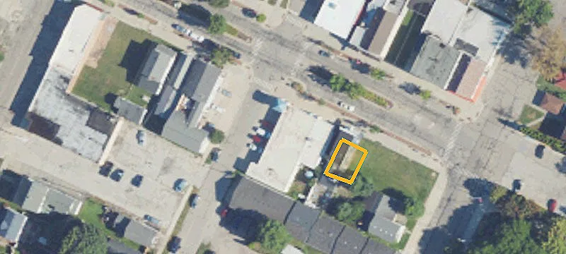 135 Broadway St