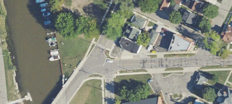 625 Main St