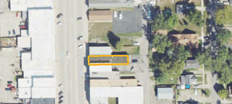 126 Main St