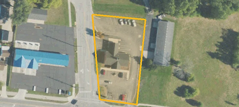 3136 Lapeer Rd