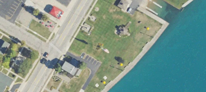 1396 Saint Clair Riv Dr