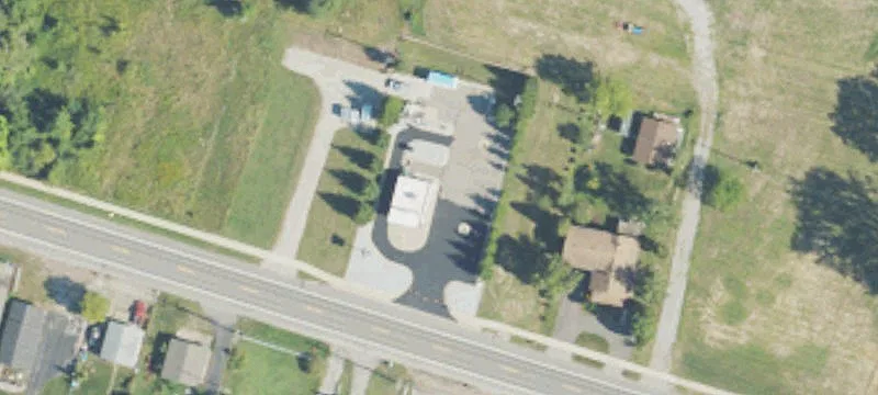 5628 Pointe Tremble Rd