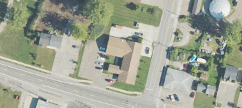5318 Pointe Tremble Rd