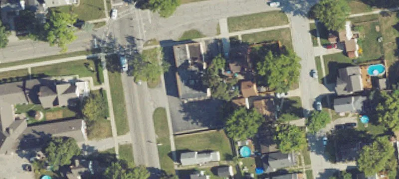 2740 Gratiot Ave