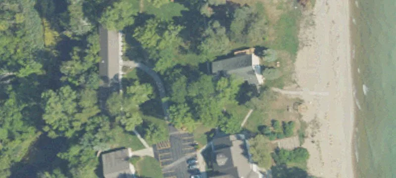 8794 Lakeshore Rd