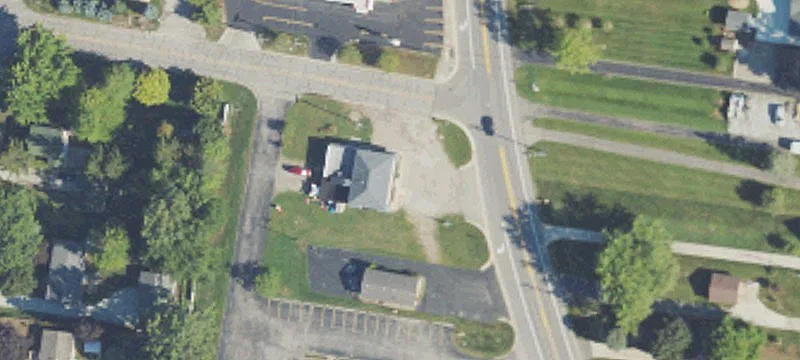 2000 Riv Rd