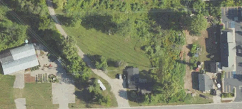 3076 Krafft Rd
