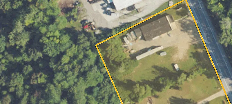 6165 Lakeshore Rd
