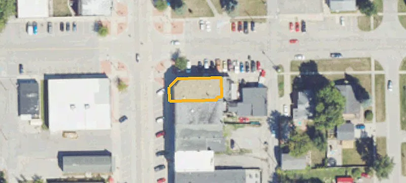 100 Main St