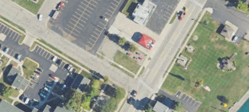 1305 Saint Clair Riv Dr