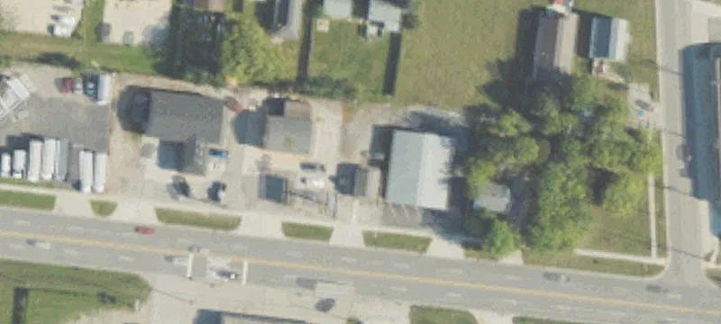 2529 Lapeer Ave
