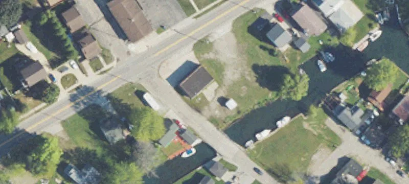 2204 Saint Clair Riv Dr