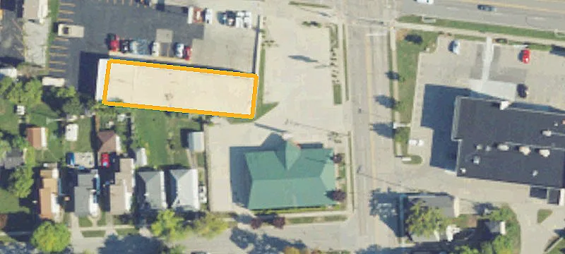 1002 Lapeer Ave