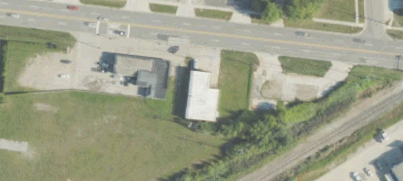 2524 Lapeer Rd