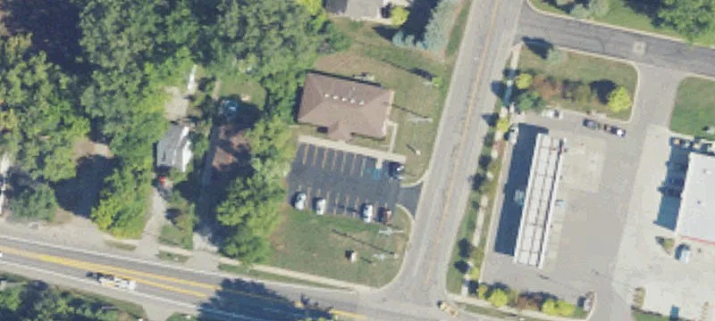 2700 Pointe Tremble Rd