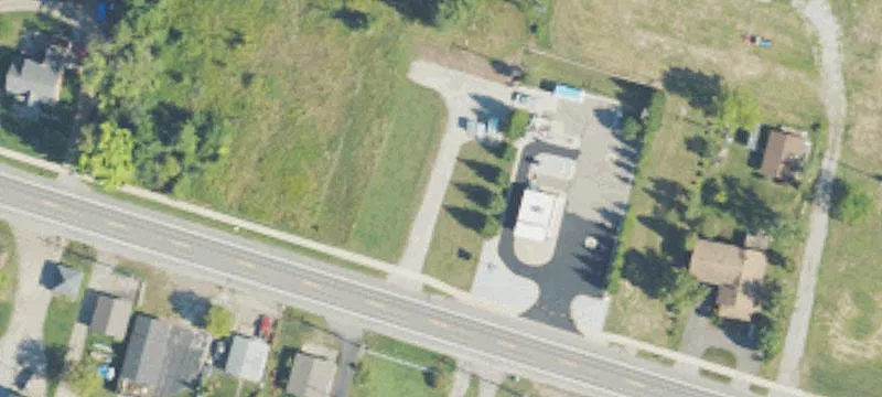 5626 Pointe Tremble Rd
