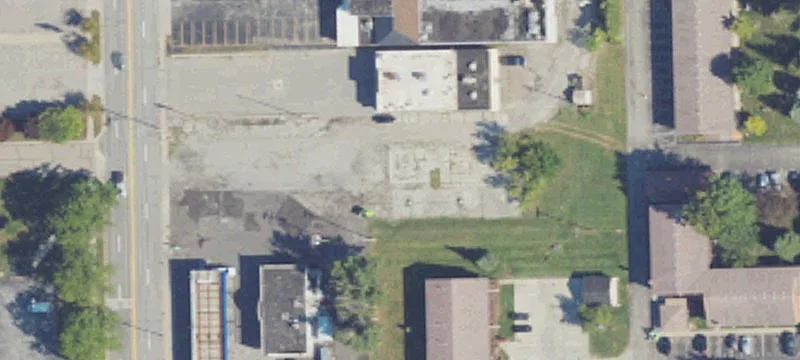 319 Parker St