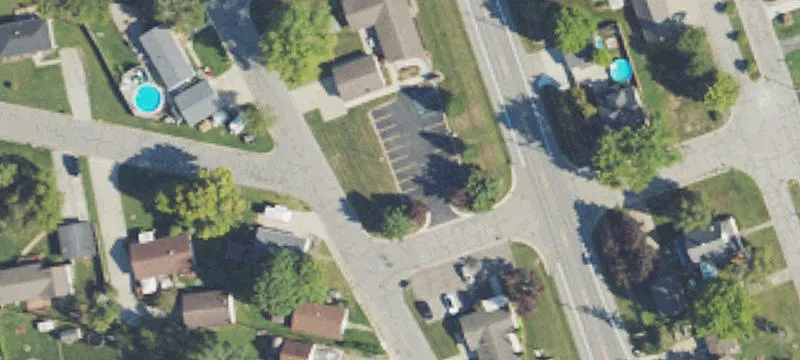Riv Rd Lot Parking