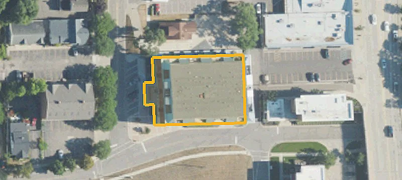 112 Walnut Blvd