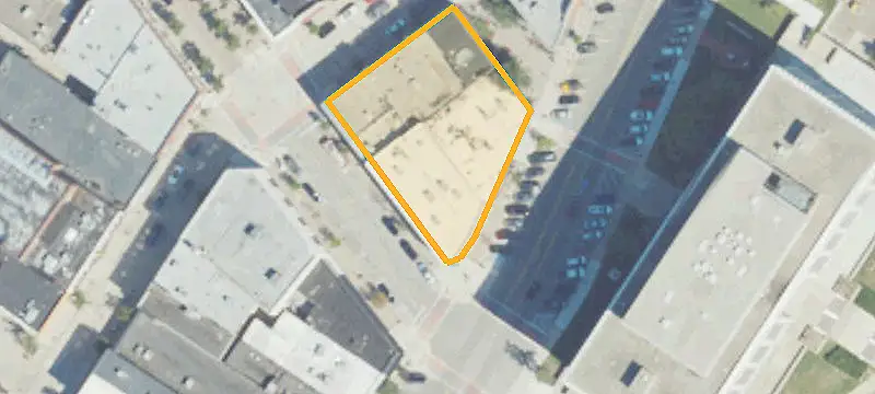 40 Macomb Pl, Unit 42