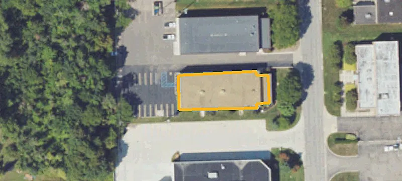 1131 Ctr Rd