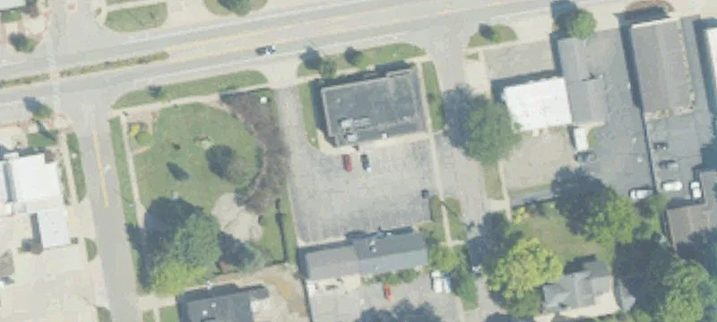 205 Chicago Rd