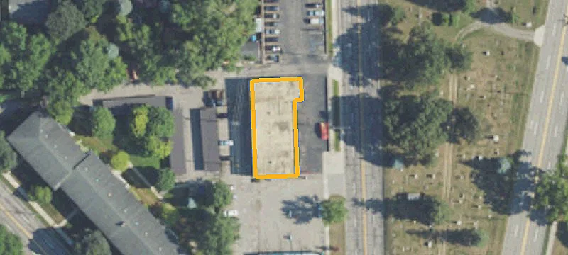 1317 Main St