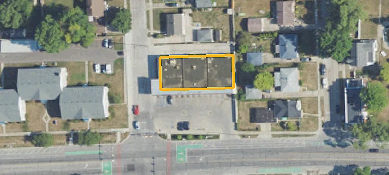 8960 9th Mile Rd
