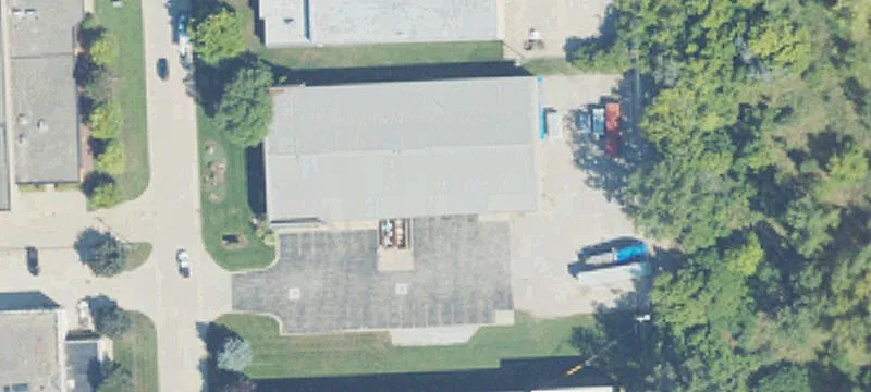 44720 Macomb Industrial Dr