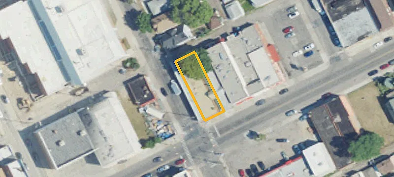 3303 Caniff St