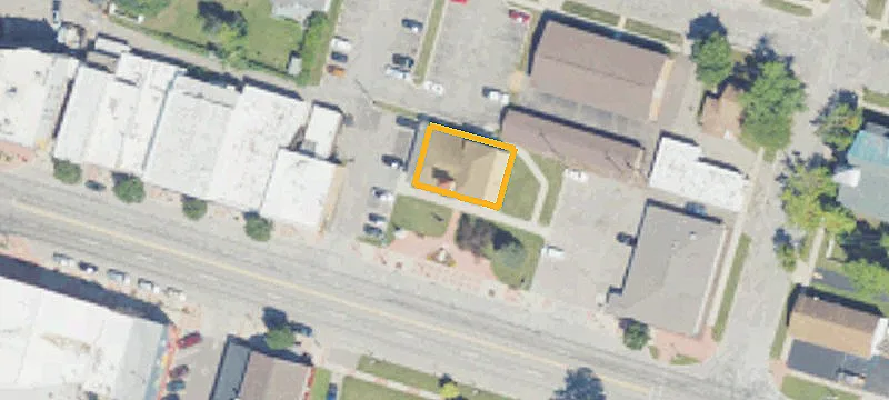161 Grand Riv Ave