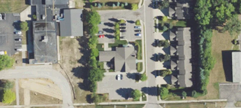 4260 Elizabeth Lk Rd
