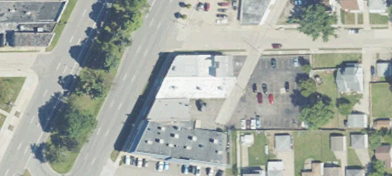 24840 Gratiot Ave